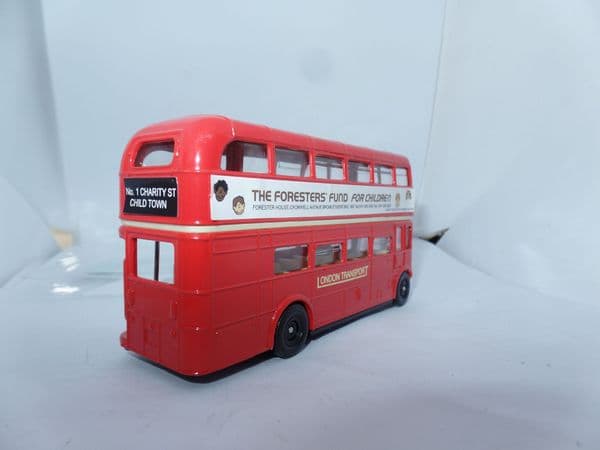 Oxford 76RM027  RM27 1/76 OO Scale London Transport Routemaster Bus Foresters Fund Children UB